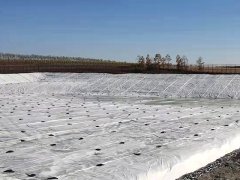 復(fù)合土工膜施工中有哪四種搭建方法？