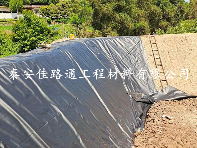 養(yǎng)殖防滲土工膜的使用施工知識概述 養(yǎng)殖防滲土工膜的使用施工知識概述