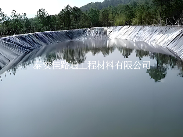 魚塘防滲膜焊接步驟有哪些原則技巧？