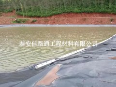 如何提升魚塘防滲膜的基本使用時(shí)間？