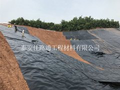 尾礦庫(kù)防滲土工膜鋪設(shè)的意義：守護(hù)環(huán)境，促進(jìn)
