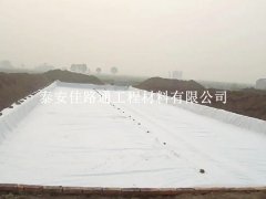 垃圾填埋場(chǎng)防滲膜鋪設(shè)效率提升技巧：創(chuàng)新引領(lǐng)