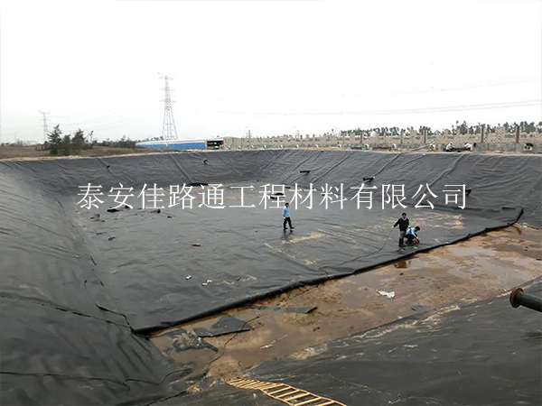 垃圾填埋場防滲膜冬季施工注意事項(xiàng)：安全高效，溫暖守護(hù)
