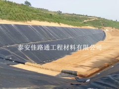 污水處理調節(jié)池防滲膜修復項目實踐與探索